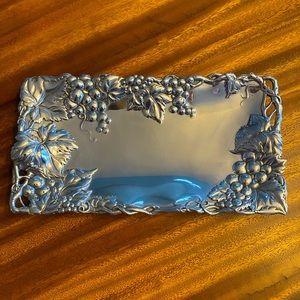 Vintage 1996 Arthur Court Grape Bread Tray Aluminum Carved Floral Design Signed